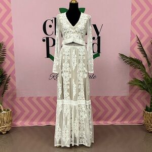 Altar'd State White Lace V-Neck Two piece Maxi Dress Large